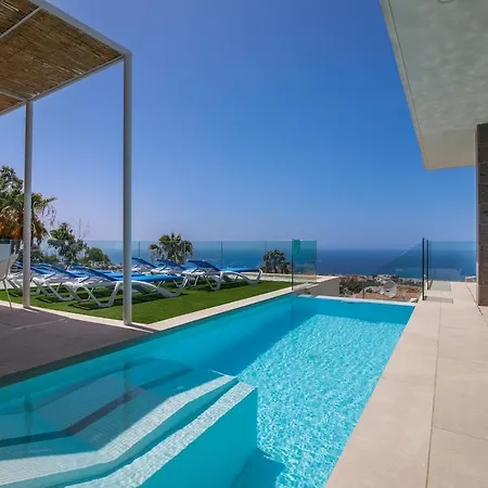 Villa Lux New C With Priv Heated Pool, Ocean View *