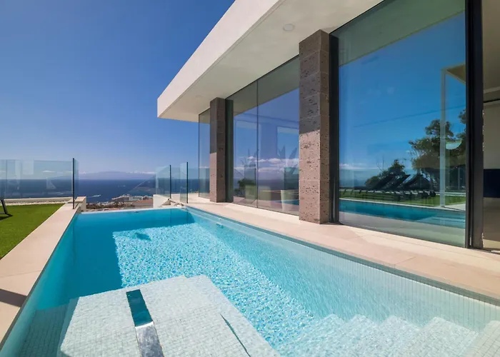 Villa Lux New C With Priv Heated Pool, Ocean View Costa Adeje (Tenerife)